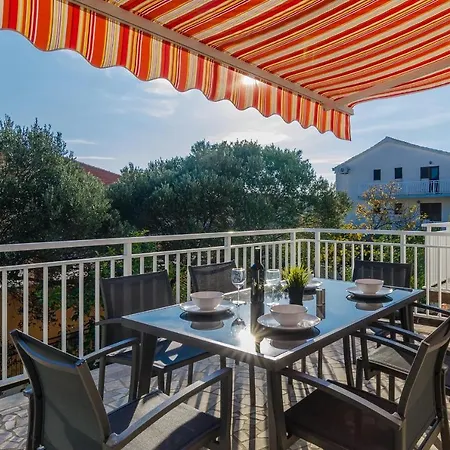 Apartman Roza